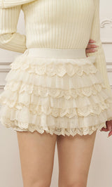 モデル：162cm（着用サイズ：FREE　着用カラー：WHT）
