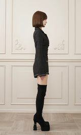 モデル：162cm（着用サイズ：FREE　着用カラー：BLK）