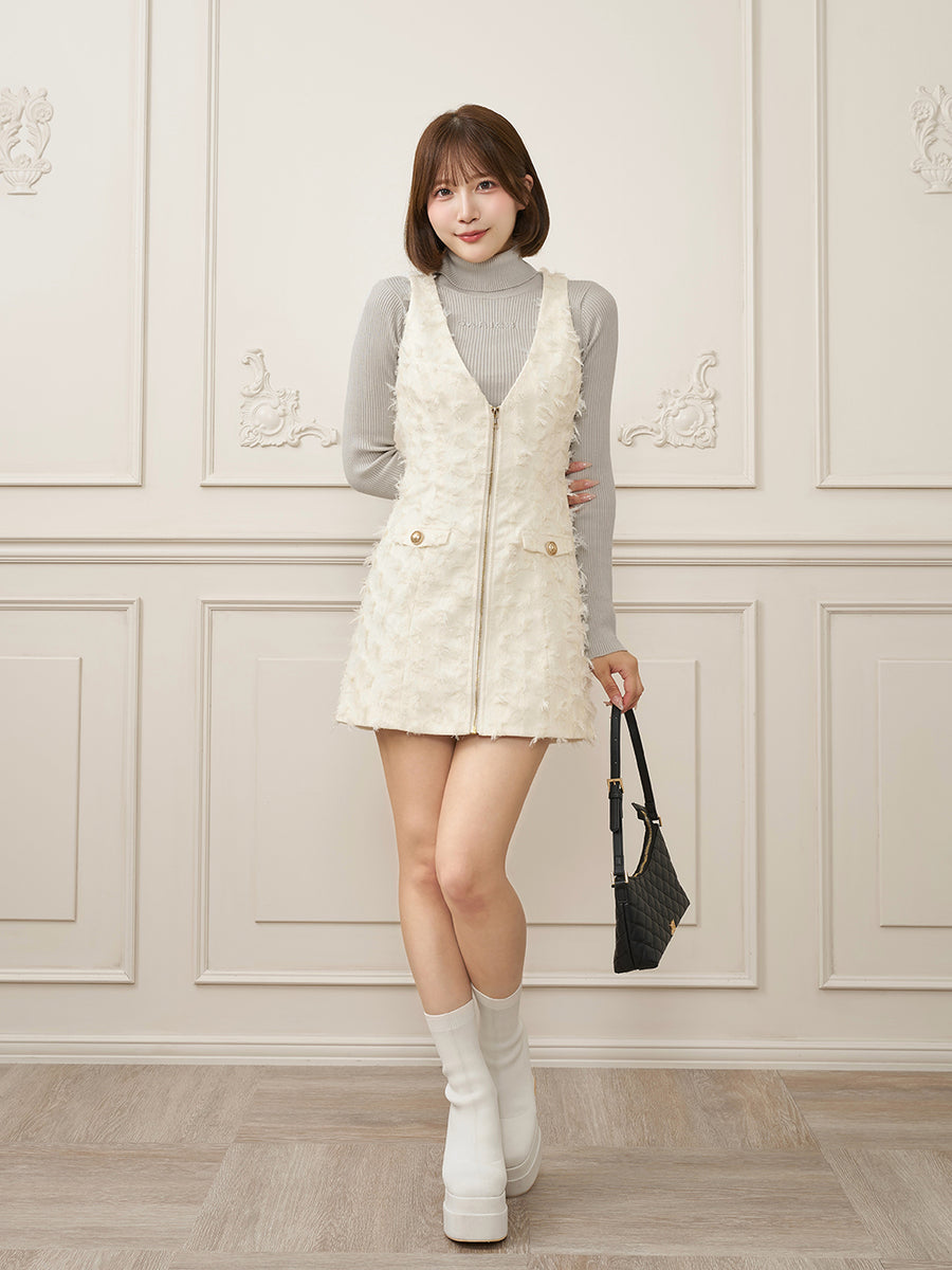 モデル：162cm（着用サイズ：S　着用カラー：WHT）