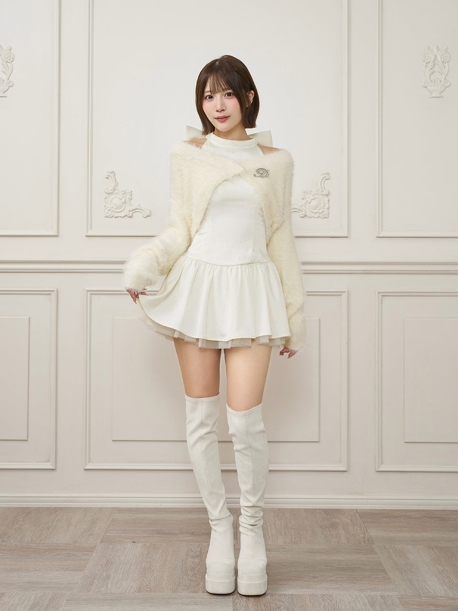 モデル：162cm（着用サイズ：FREE　着用カラー：IVO）