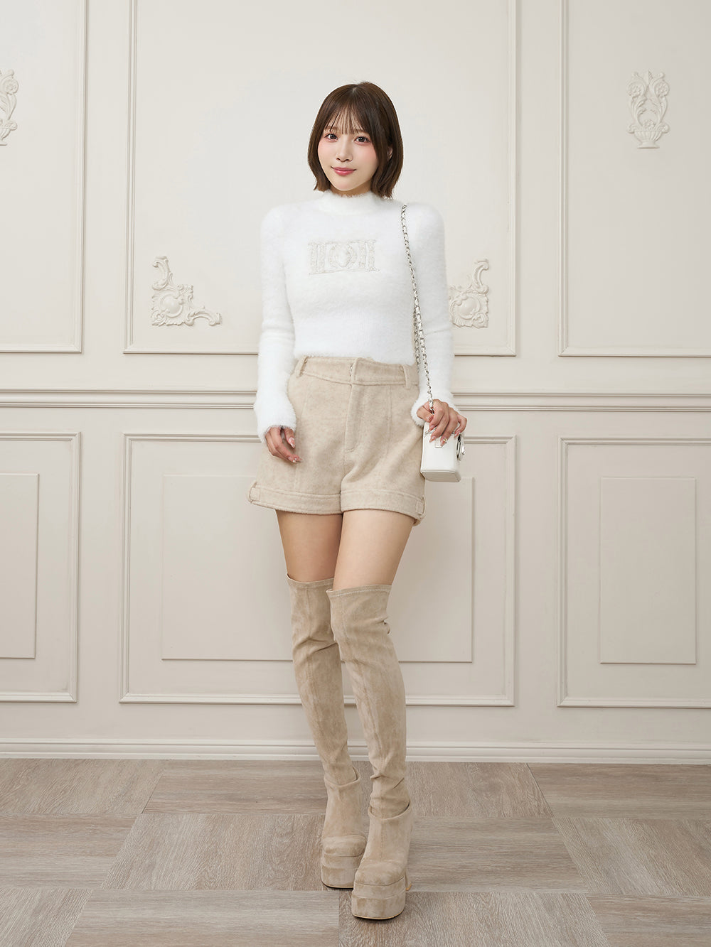 モデル：162cm（着用サイズ：FREE　着用カラー：WHT）
