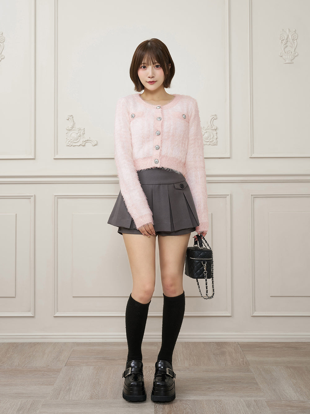 モデル：162cm（着用サイズ：FREE　着用カラー：PNK）
