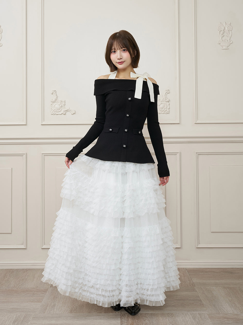 モデル：162cm（着用サイズ：FREE　着用カラー：WHT）