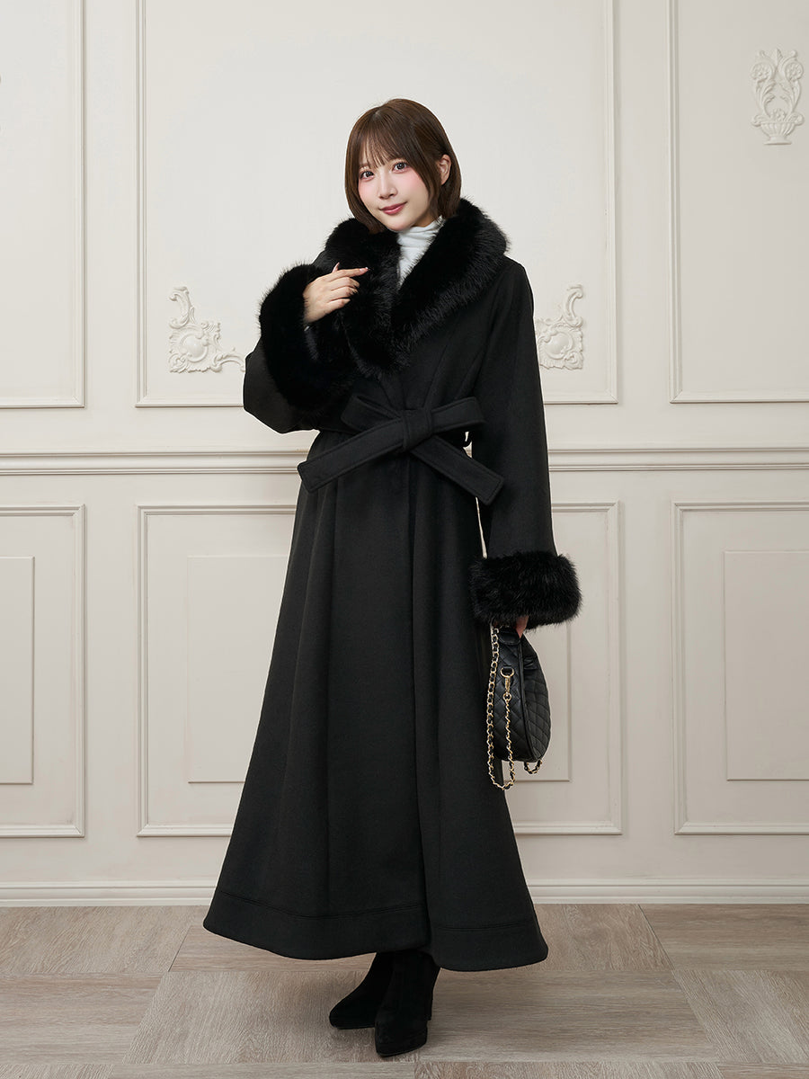 モデル：162cm（着用サイズ：FREE　着用カラー：BLK）