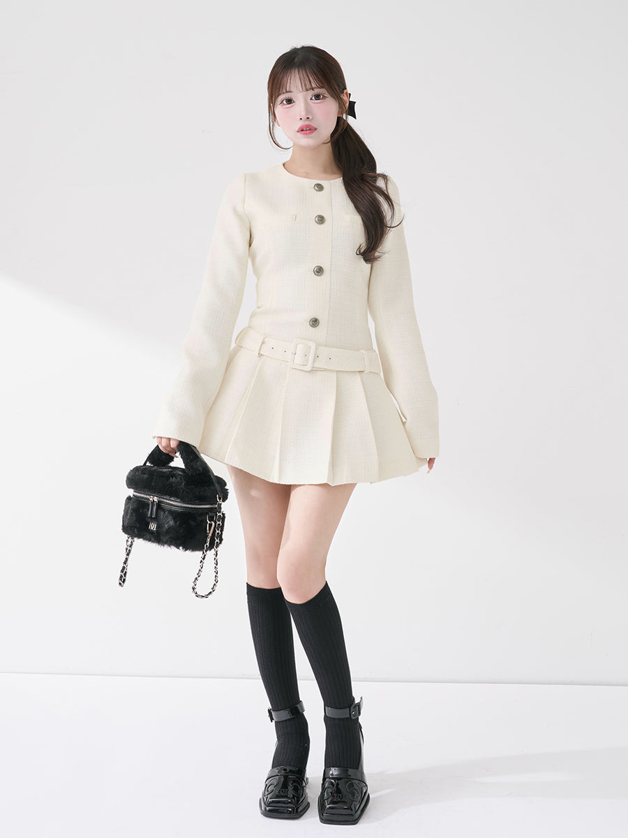 モデル：158cm（着用サイズ：FREE　着用カラー：WHT）