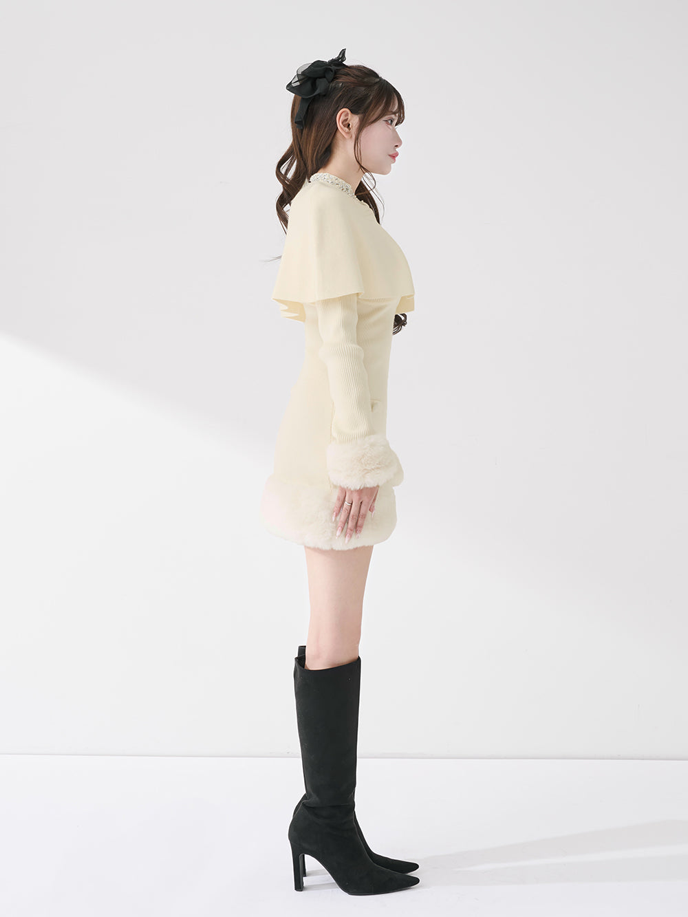 モデル：158cm（着用サイズ：FREE　着用カラー：IVO）