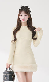 モデル：158cm（着用サイズ：FREE　着用カラー：IVO）