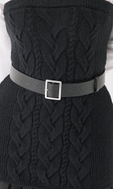 モデル：158cm（着用サイズ：FREE　着用カラー：BLK）