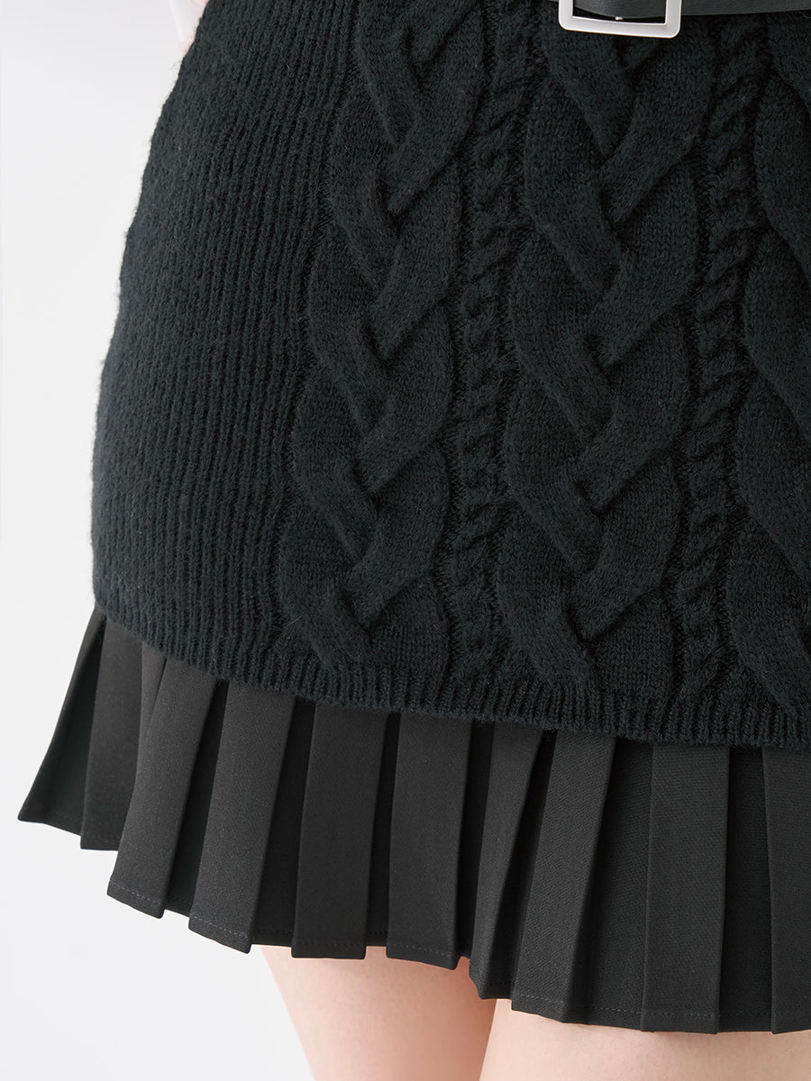 モデル：158cm（着用サイズ：FREE　着用カラー：BLK）