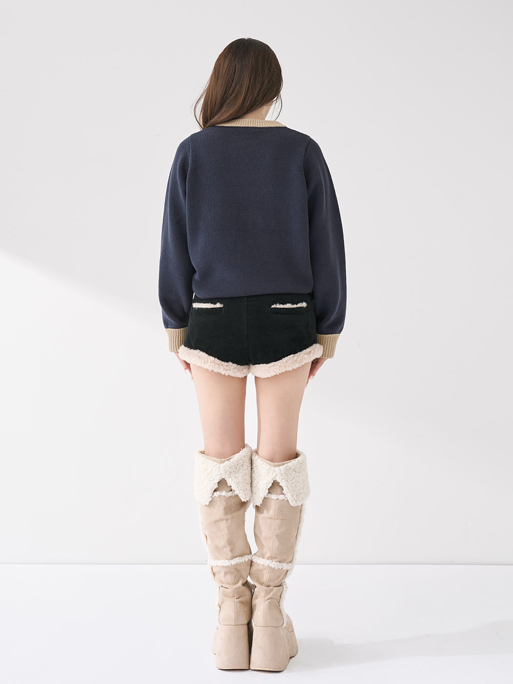 モデル：158cm（着用サイズ：FREE　着用カラー：NVY）