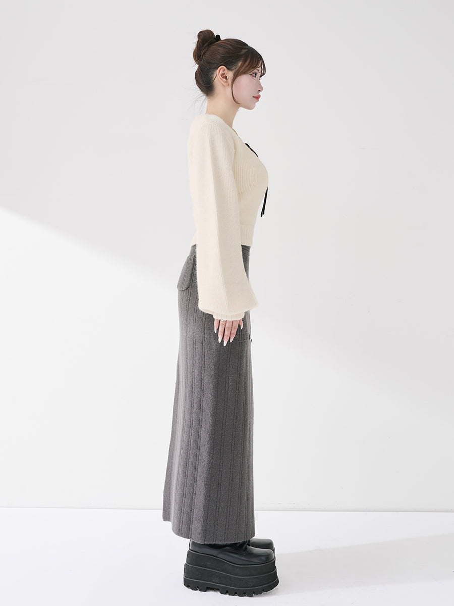 モデル：158cm（着用サイズ：FREE　着用カラー：IVO）