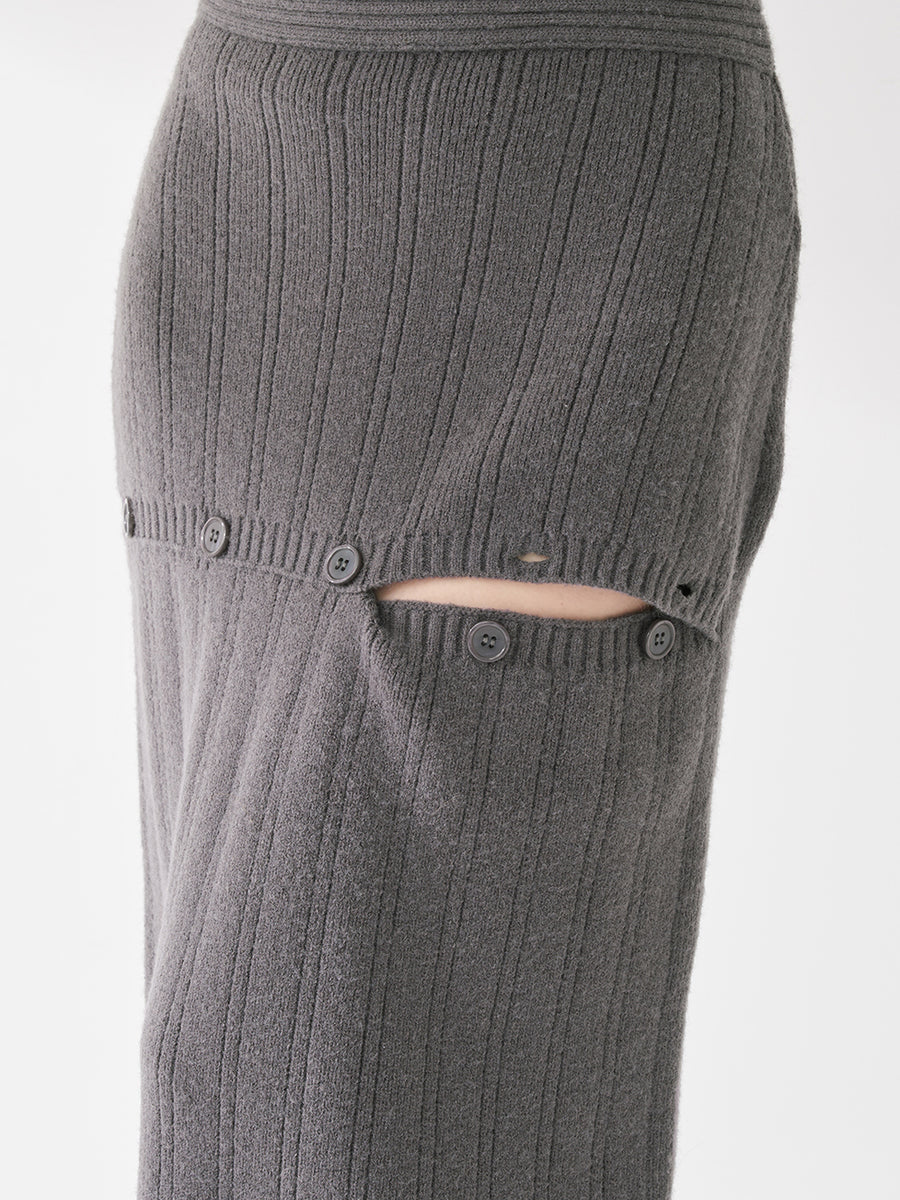 モデル：158cm（着用サイズ：FREE　着用カラー：GRY）