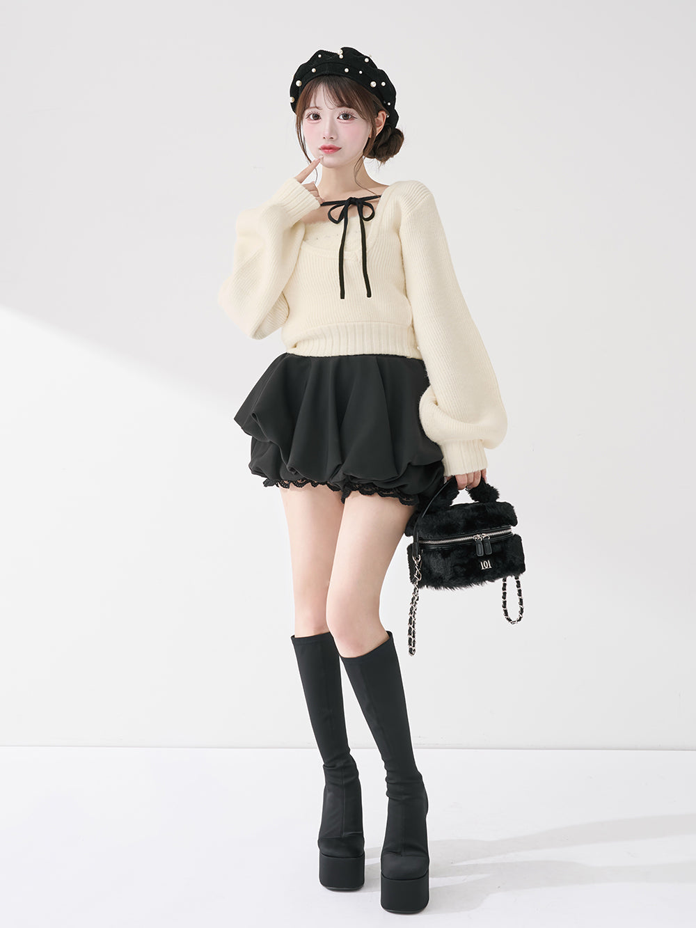 モデル：158cm（着用サイズ：FREE　着用カラー：IVO）