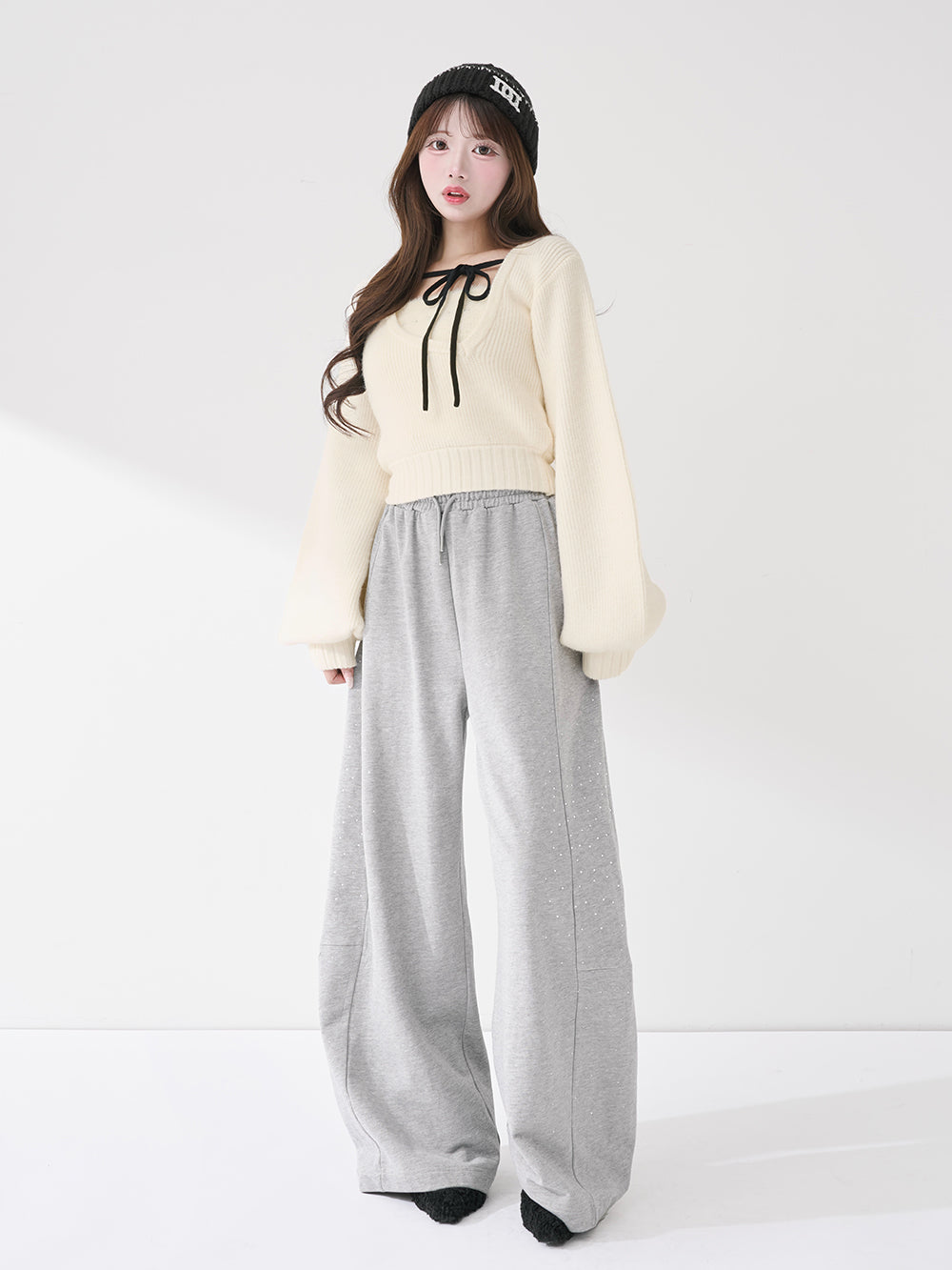 モデル：158cm（着用サイズ：FREE　着用カラー：IVO）