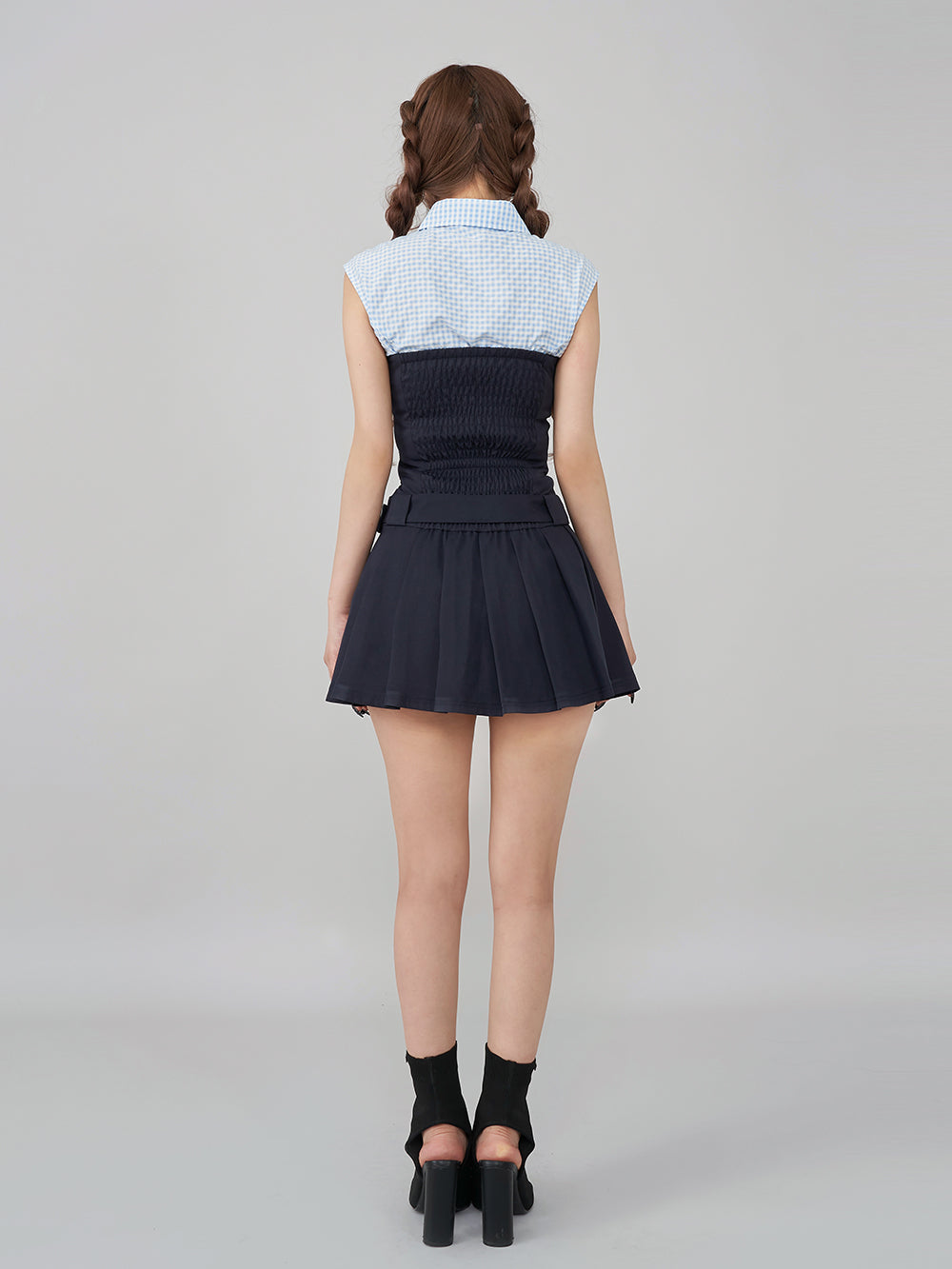 モデル：158cm（着用サイズ：FREE　着用カラー：NVY）