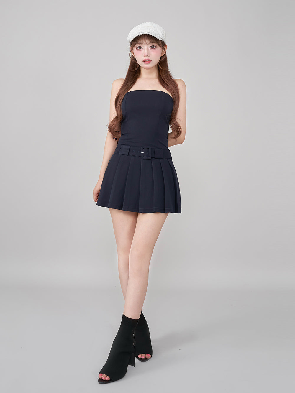 モデル：158cm（着用サイズ：FREE　着用カラー：NVY）