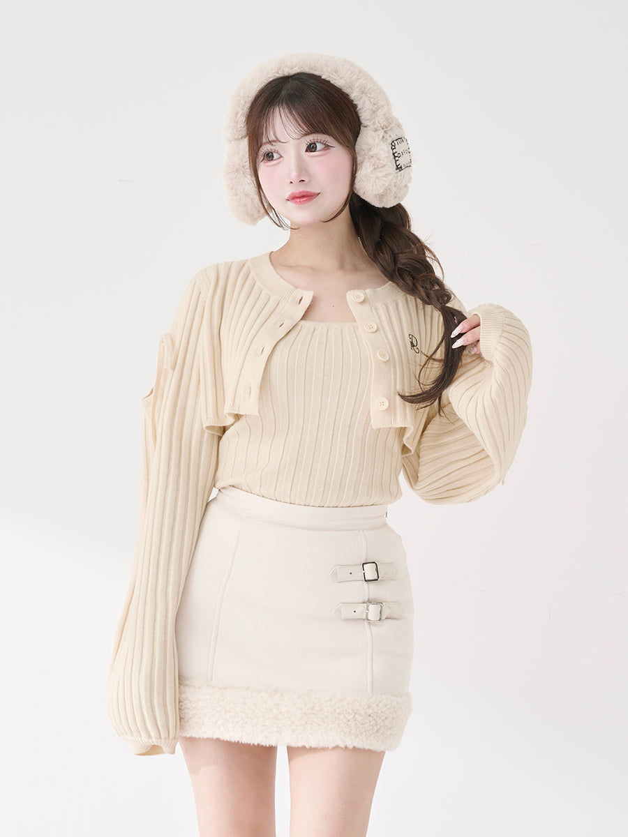 モデル：158cm（着用サイズ：FREE　着用カラー：IVO）