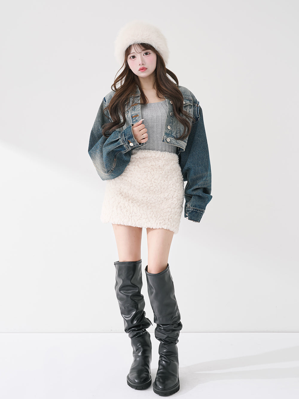 モデル：158cm（着用サイズ：FREE　着用カラー：GRY）