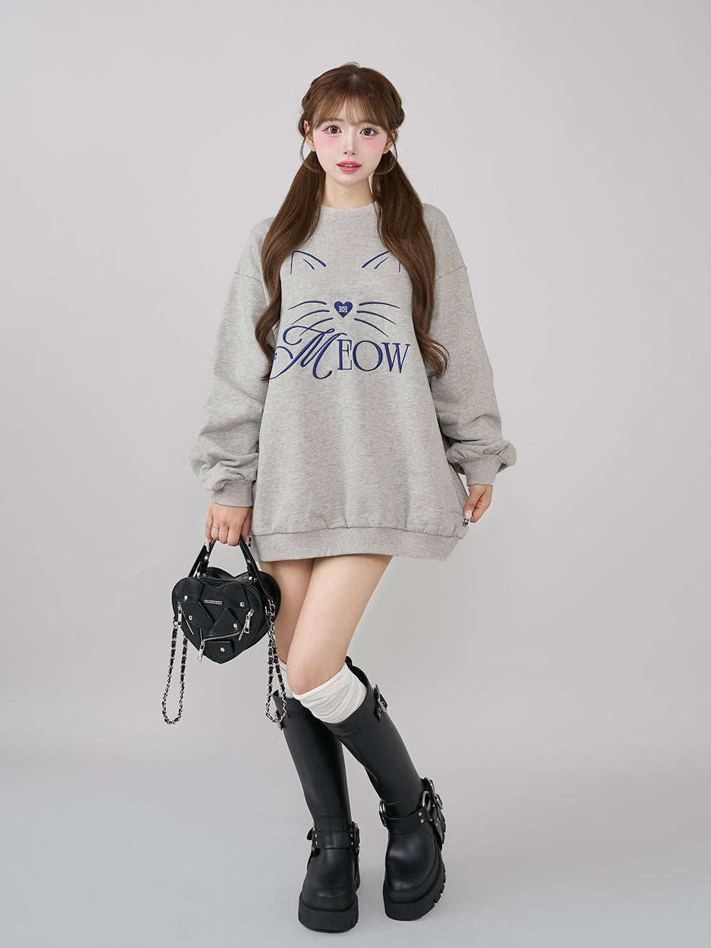 モデル：158cm（着用サイズ：FREE　着用カラー：GRY）