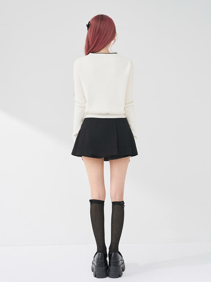 モデル：158cm（着用サイズ：FREE　着用カラー：WHT）
