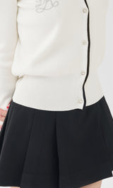 モデル：158cm（着用サイズ：FREE　着用カラー：WHT）