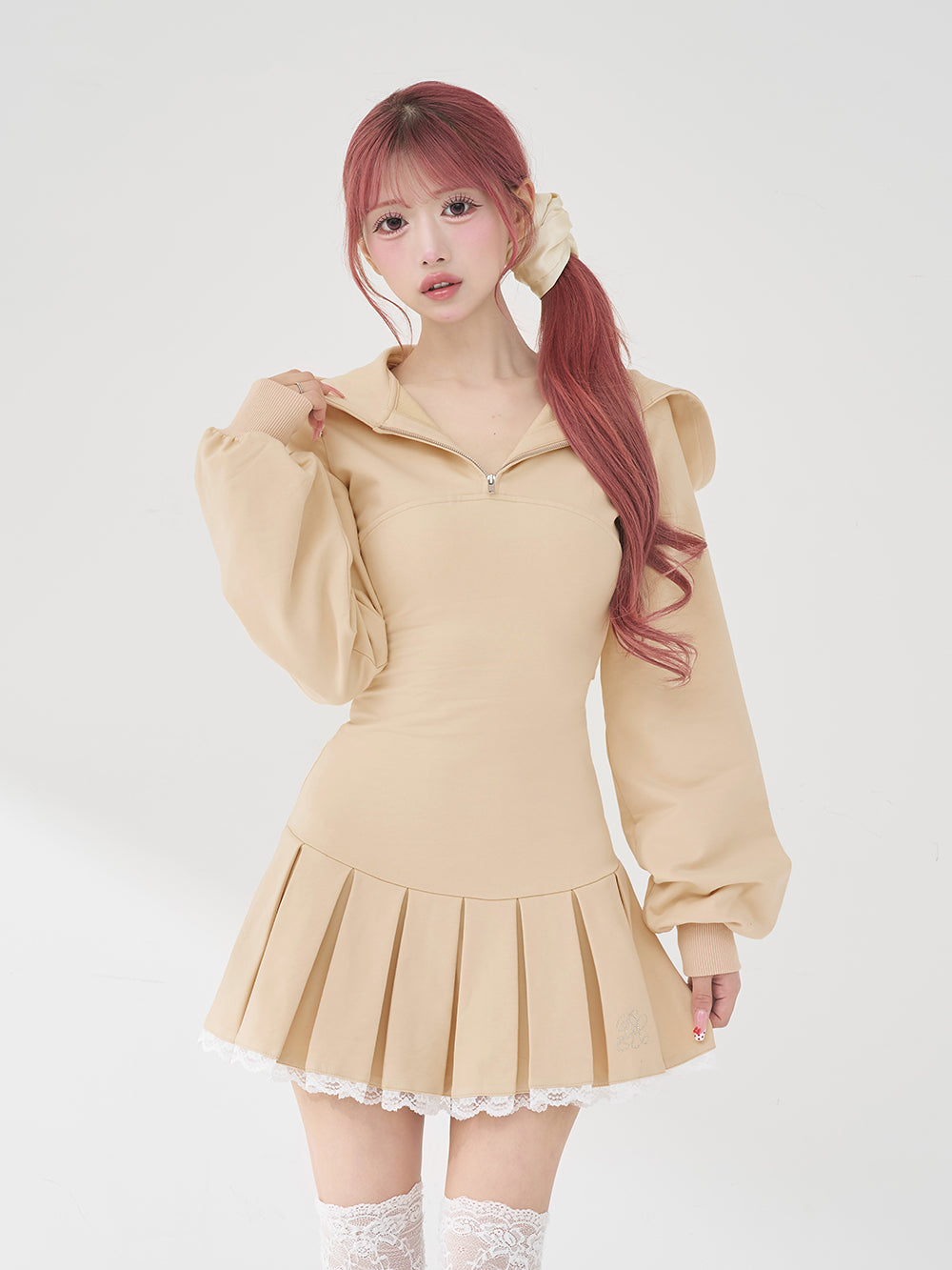 レースドッキングプリーツミニワンピース - beg