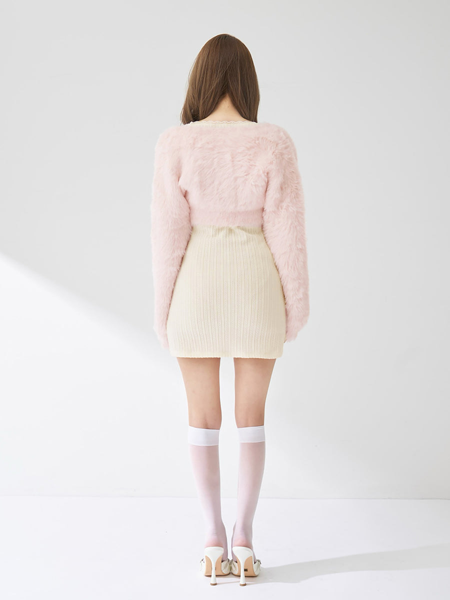 モデル：158cm（着用サイズ：FREE　着用カラー：IVO）