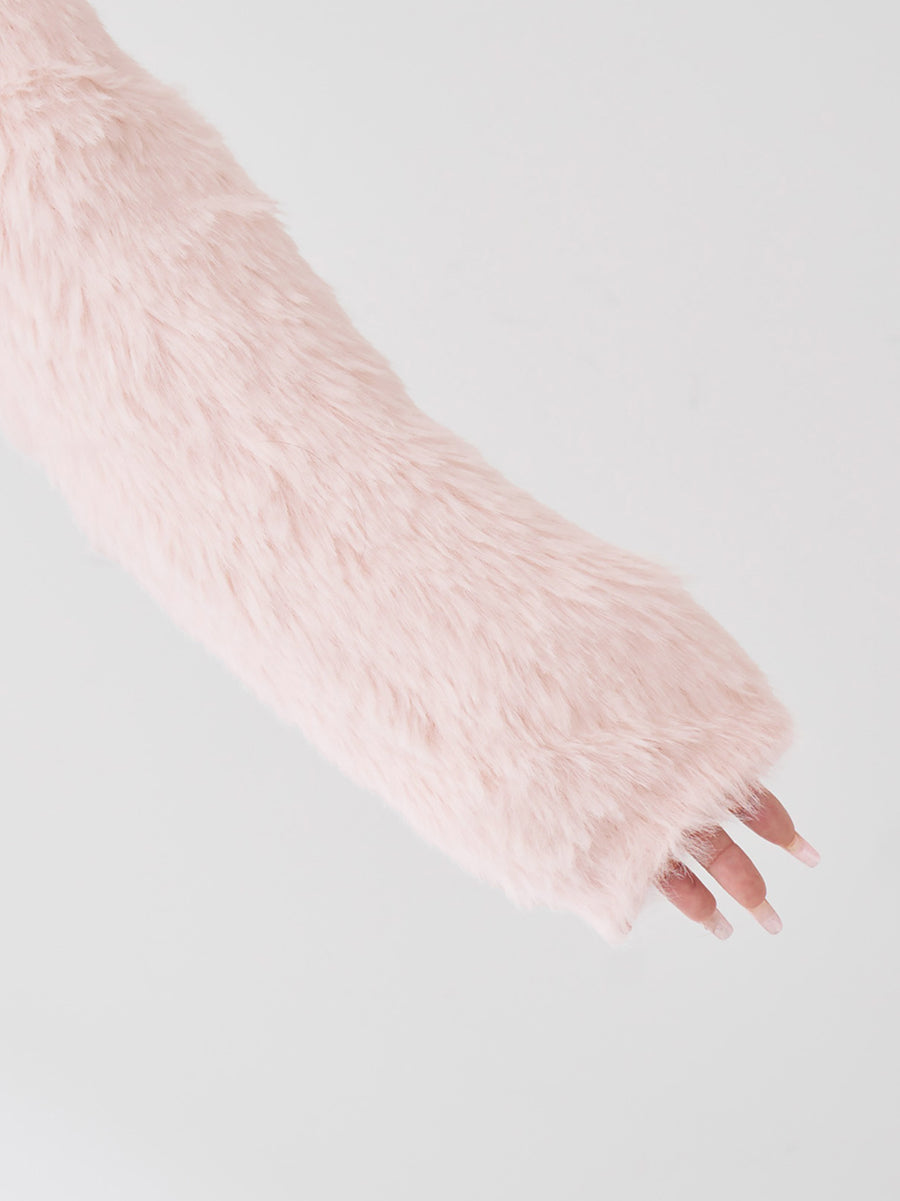 モデル：158cm（着用サイズ：FREE　着用カラー：IVO）