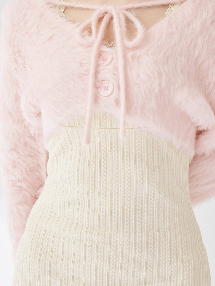 モデル：158cm（着用サイズ：FREE　着用カラー：IVO）