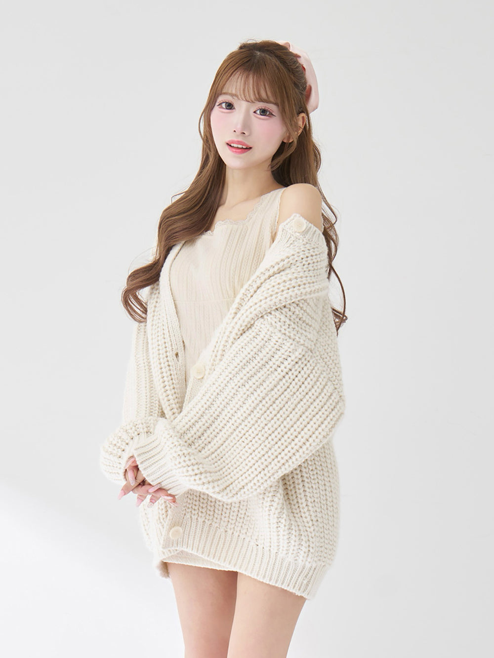 モデル：158cm（着用サイズ：FREE　着用カラー：IVO）