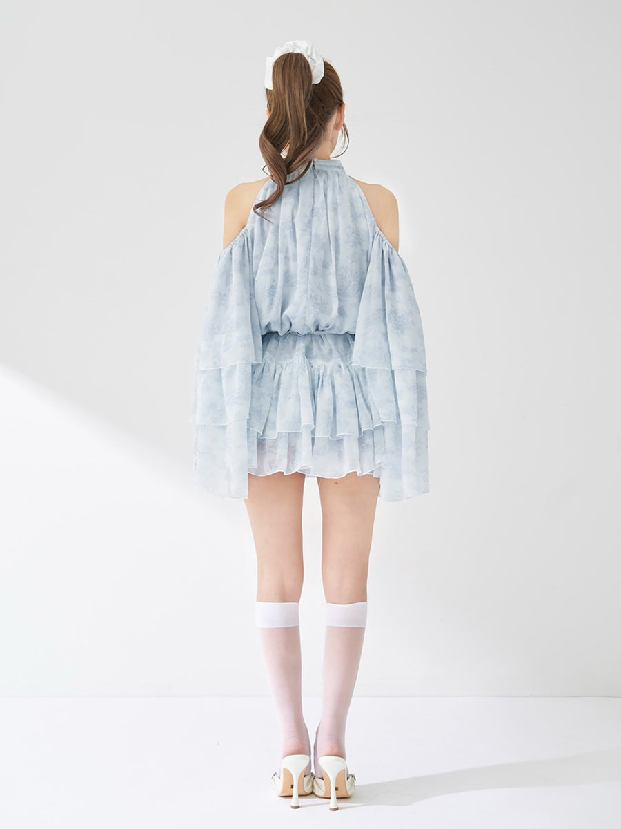 モデル：158cm（着用サイズ：FREE　着用カラー：SAX）