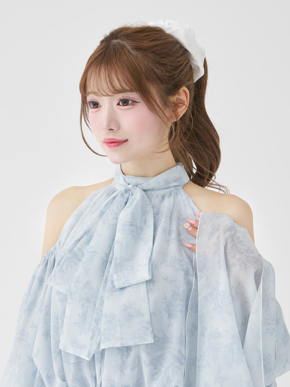 モデル：158cm（着用サイズ：FREE　着用カラー：SAX）