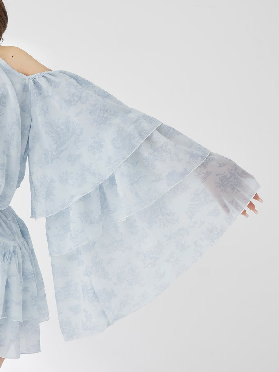 モデル：158cm（着用サイズ：FREE　着用カラー：SAX）