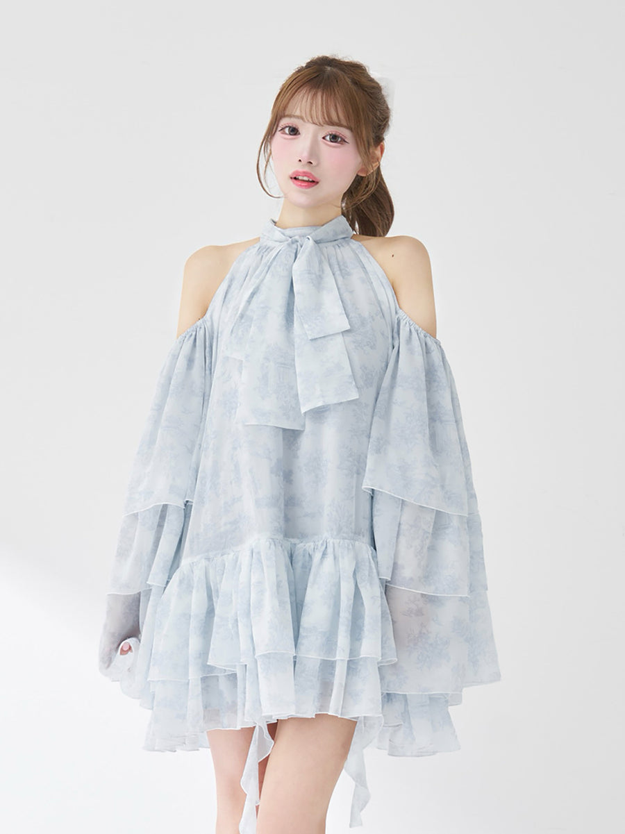 モデル：158cm（着用サイズ：FREE　着用カラー：SAX）