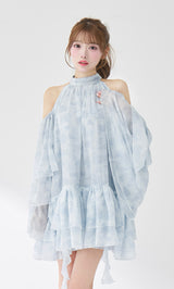 モデル：158cm（着用サイズ：FREE　着用カラー：SAX）