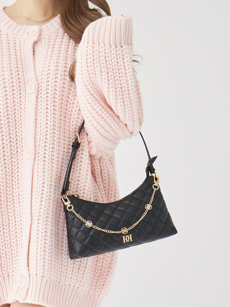 サイズ：FREE　カラー：BLK