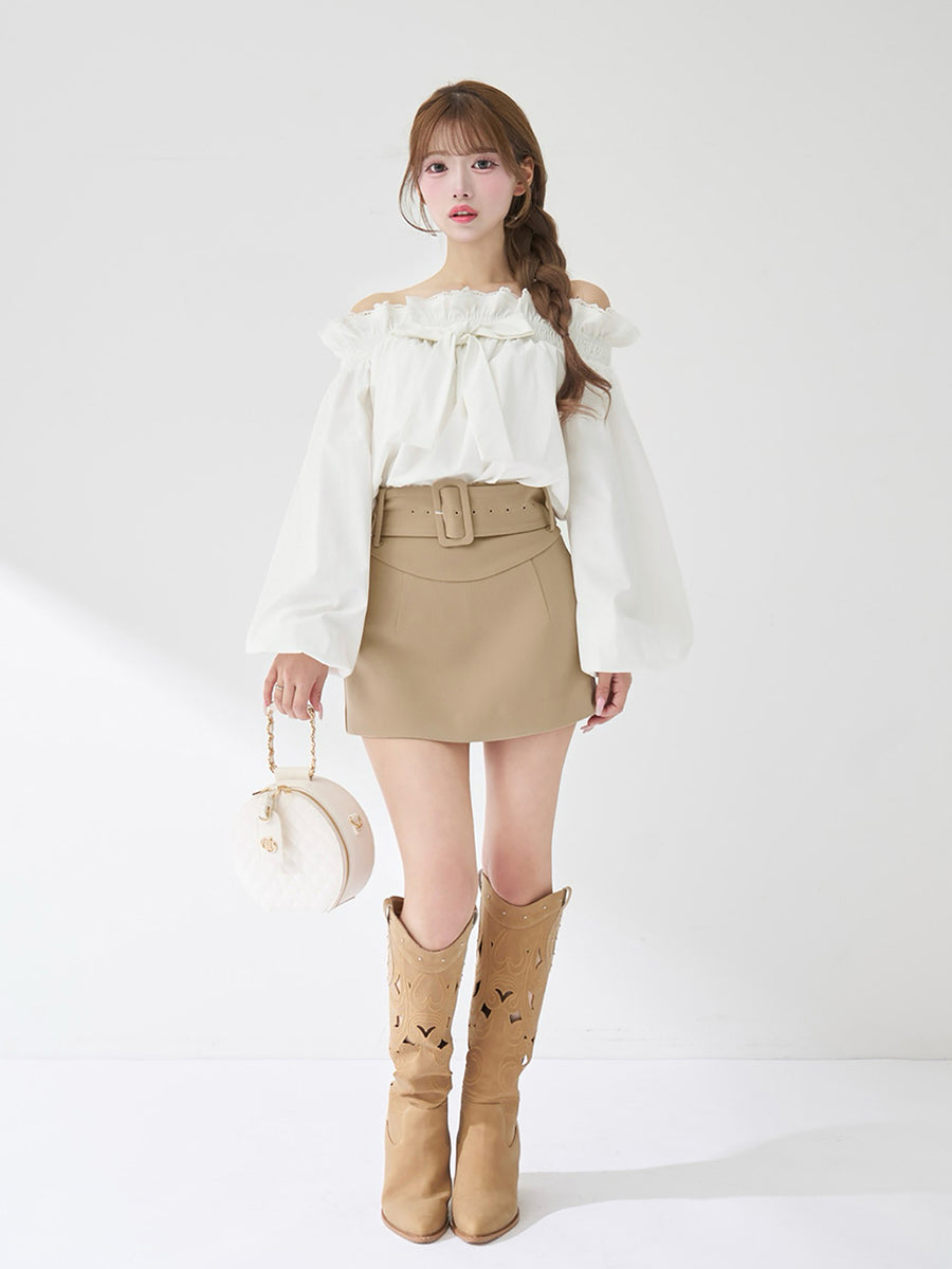 モデル：158cm（着用サイズ：FREE　着用カラー：BEG）