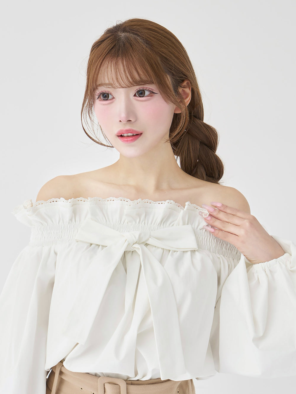 モデル：158cm（着用サイズ：FREE　着用カラー：WHT）