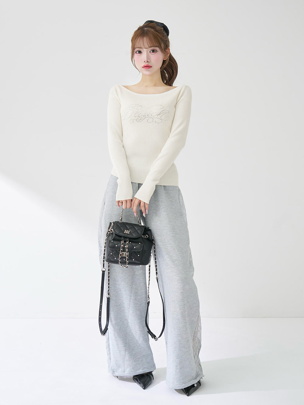ビジューロゴボートネックニットトップス – Darich