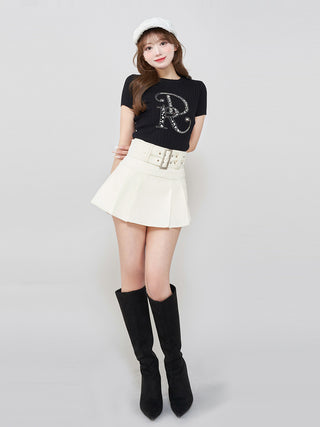 モデル：158cm（着用サイズ：FREE　着用カラー：BLK）