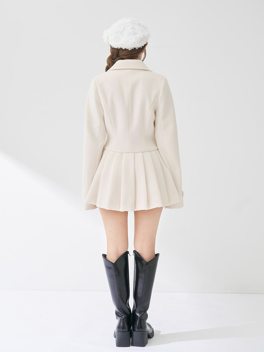 モデル：158cm（着用サイズ：FREE　着用カラー：IVO）