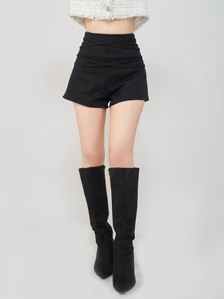 モデル：158cm（着用サイズ：M　着用カラー：BLK）