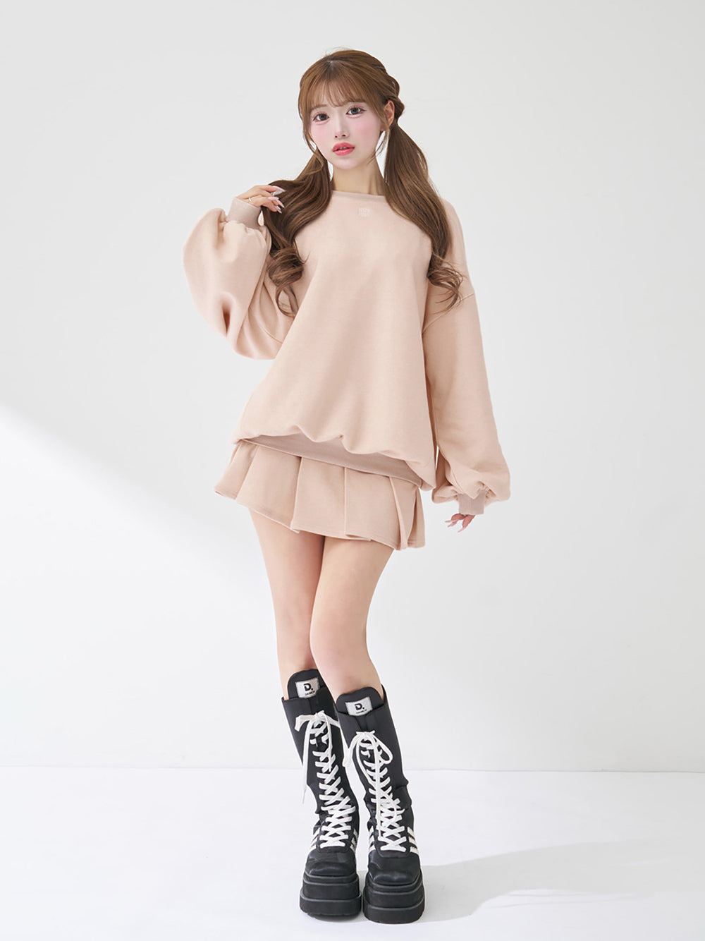モデル：158cm（着用サイズ：FREE　着用カラー：PNK）