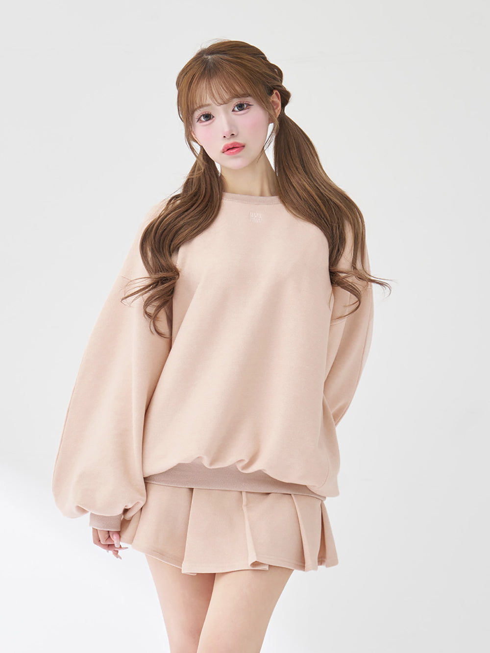 モデル：158cm（着用サイズ：FREE　着用カラー：PNK）