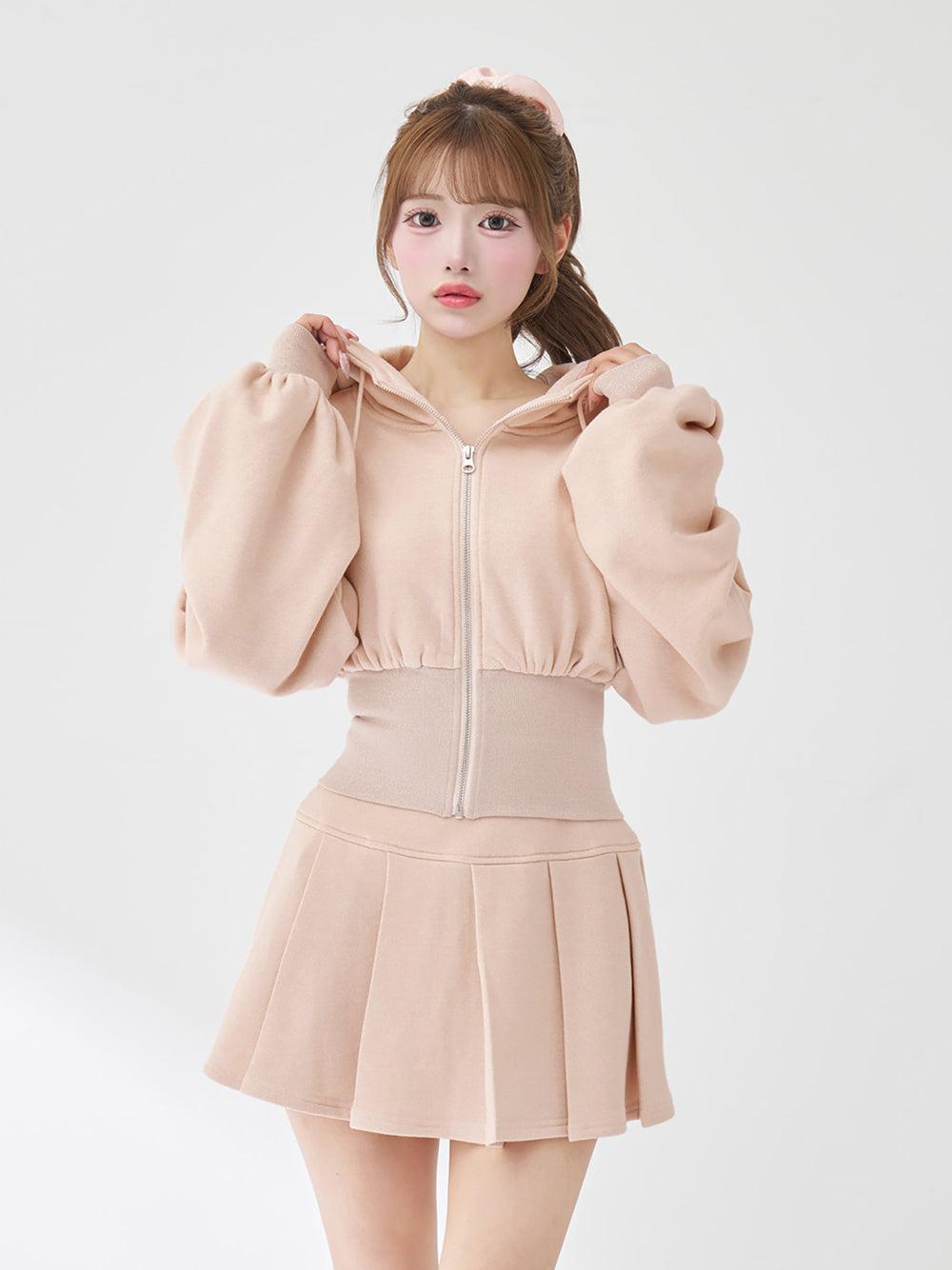 モデル：158cm（着用サイズ：FREE　着用カラー：PNK）