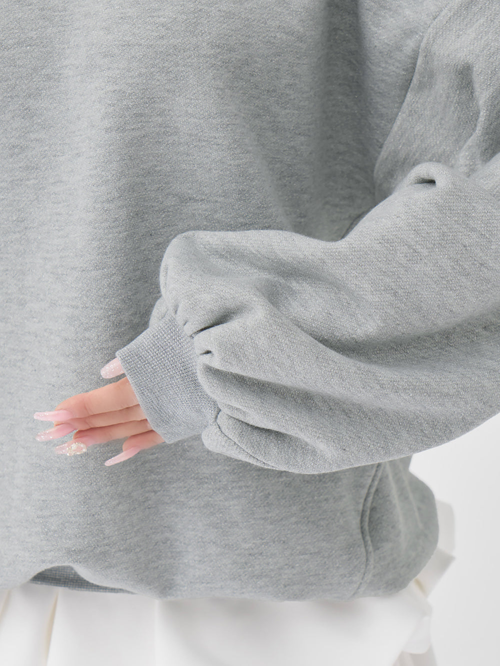 モデル：158cm（着用サイズ：FREE　着用カラー：GRY）