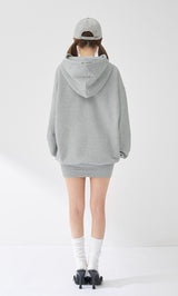 モデル：158cm（着用サイズ：FREE　着用カラー：GRY）