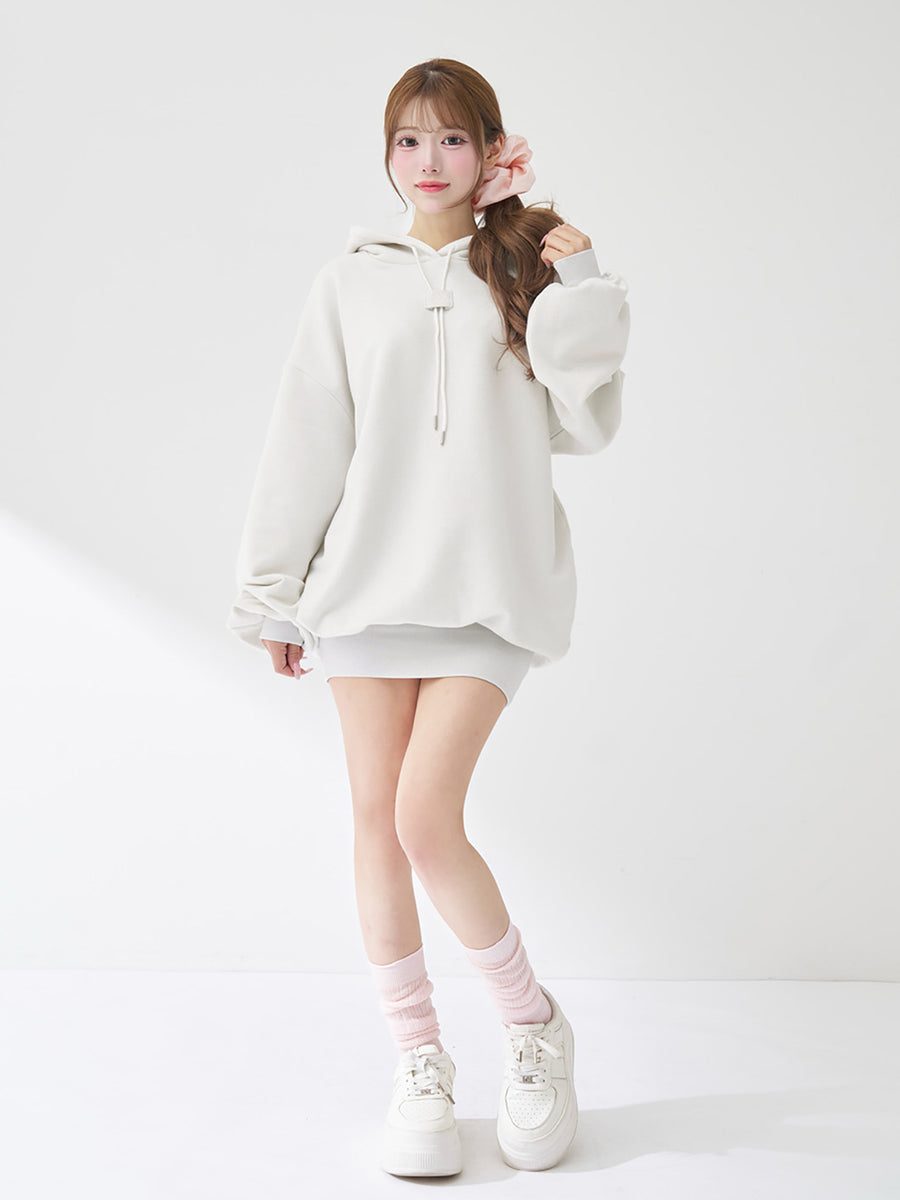 モデル：158cm（着用サイズ：FREE　着用カラー：WHT）