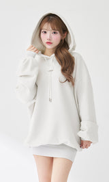 モデル：158cm（着用サイズ：FREE　着用カラー：WHT）