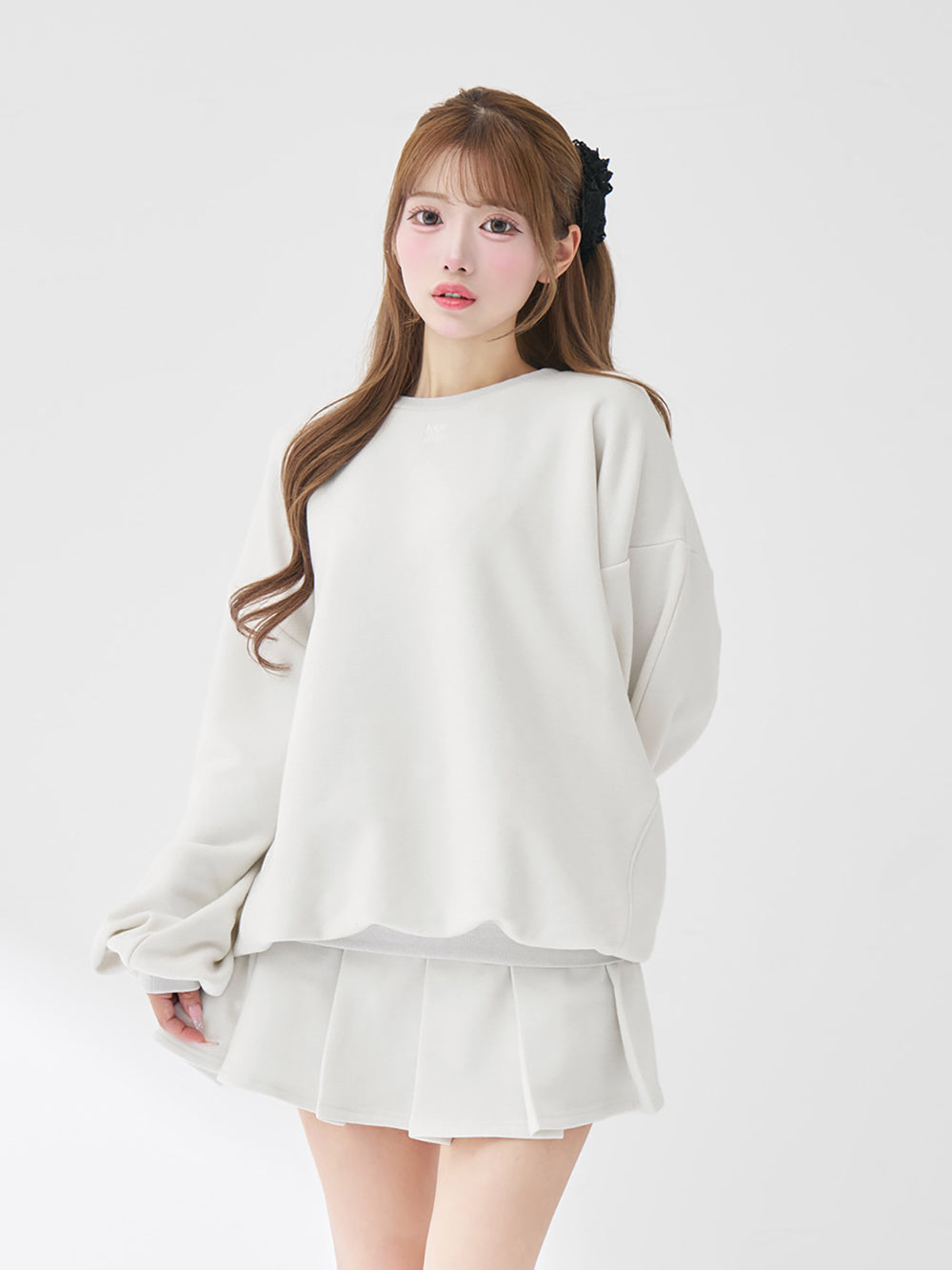 モデル：158cm（着用サイズ：FREE　着用カラー：WHT）